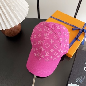 Бейсболка LV Louis Vuitton — легкая и