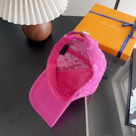 Бейсболка LV Louis Vuitton — легкая и 