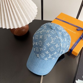 Бейсболка LV Louis Vuitton — легкая и