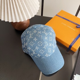 Бейсболка LV Louis Vuitton — легкая и 