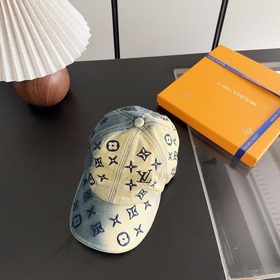 Бейсболка LV Louis Vuitton — легкая и