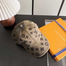 Бейсболка LV Louis Vuitton — легкая и