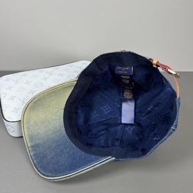 Новая бейсболка LV (Louis Vuitton) по 