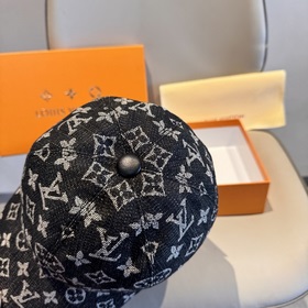 Новая бейсболка LV Louis Vuitton, выпо