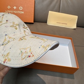 Новая бейсболка LV (Louis Vuitton) по 
