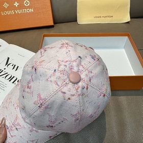 Новая бейсболка LV (Louis Vuitton) по 