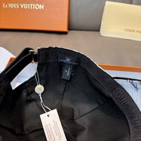 Новая бейсболка LV (Louis Vuitton) по 