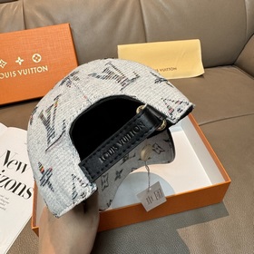 Новая бейсболка LV (Louis Vuitton) по 