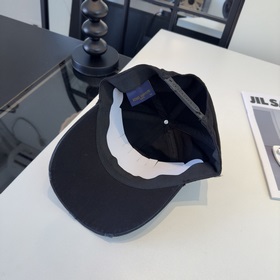 Новая бейсболка от Lv Louis, универсал