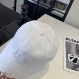 Новая бейсболка от Lv Louis, универсал