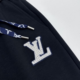 LV Louis Vuitton — новые модели шорт в