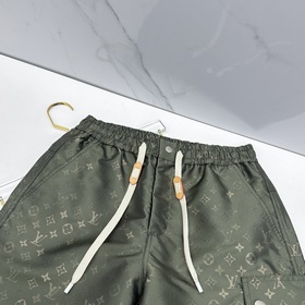 LV Louis Vuitton — новые модели шорт в