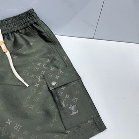 LV Louis Vuitton — новые модели шорт в
