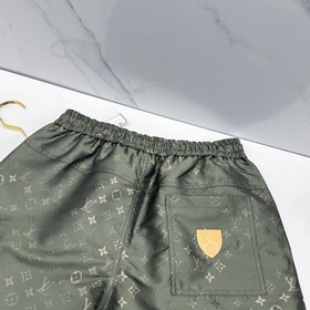 LV Louis Vuitton — новые модели шорт в