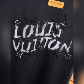 LV С тремя логотипами Новая модель л
