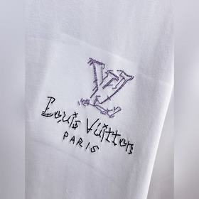 LV С тремя логотипами Новая модель л