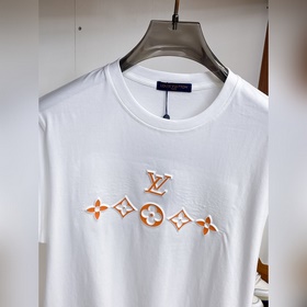 LV С тремя логотипами Новая летняя к