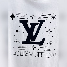 LV С тремя логотипами Новая летняя к