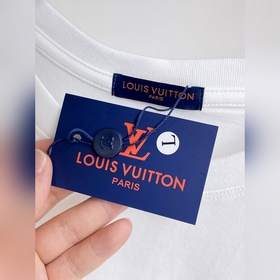 LV С тремя логотипами Новая летняя к