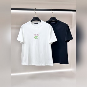 Эксклюзивная весенняя новинка от LV： м
