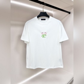 Эксклюзивная весенняя новинка от LV： м