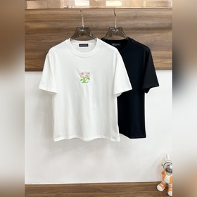Эксклюзивная весенняя новинка от LV： м