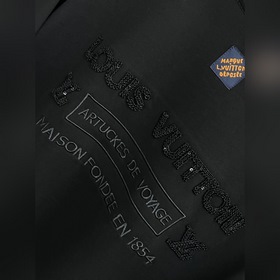 LV «Ослиный бренд» — новинка весенней 