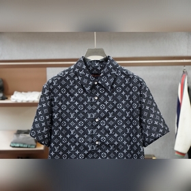 Lv Louis Vuitton — модный комплект и