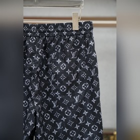 Lv Louis Vuitton — модный комплект и