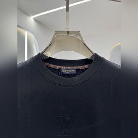 LV Louis Vuitton — премьера новой колл