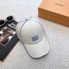 [Miumiu] Новая модель бейсболки с выш