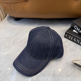 [Miumiu] Новая джинсовая бейсболка по