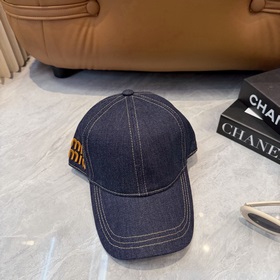 [Miumiu] Новая джинсовая бейсболка по