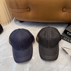 [Miumiu] Новая джинсовая бейсболка по