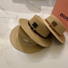 Miu： плоская шляпа из травы «Сирафи» (