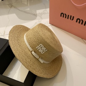 Miu： плоская шляпа из травы «Сирафи» (