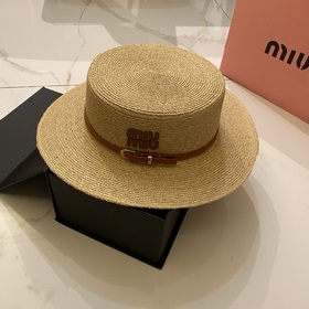 Miu： плоская шляпа из травы «Сирафи» (