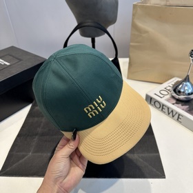 Новая модель бейсболки Miu с вышивкой