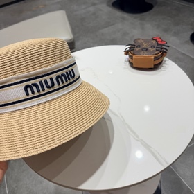 Новая соломенная шляпа Miu из рафии, в