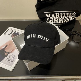 [Miumiu] Новая джинсовая бейсболка с 