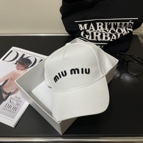 [Miumiu] Новая джинсовая бейсболка с 