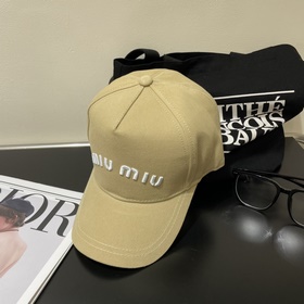 [Miumiu] Новая джинсовая бейсболка с 