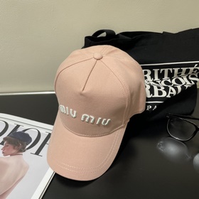 [Miumiu] Новая джинсовая бейсболка с 