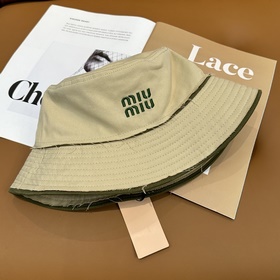 [Miumiu] Новая модель вышитой рыбацко
