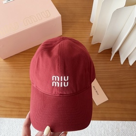 Новая осенне-зимняя бейсболка Miu： под