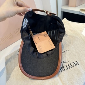 Оригинальные бейсболки Miu из новой ве