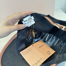 Оригинальные бейсболки Miu из новой ве