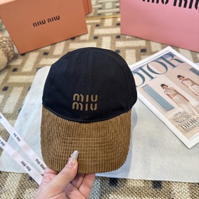 Мью-Мью (Miu) — оригинальная бейсболка