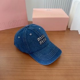 Miu： подлинные изделия, изготовленные
