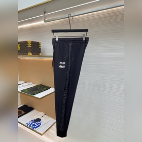 Новые летние брюки в стиле кэжуал от M